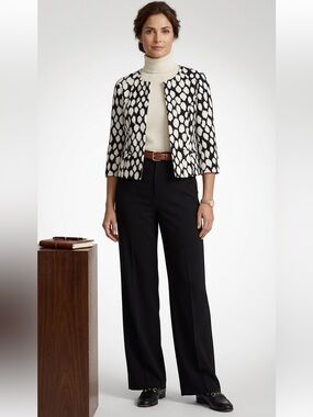East 5th | 3 Quarter Inch Sleeve Black & White Print Blazer Size Medium